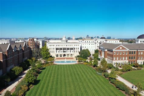 Belmont university nashville - Belmont University is a medium-sized private university with a high acceptance rate of 88%. It offers 80 bachelor's degrees, a student-faculty ratio of 14:1, and an average …